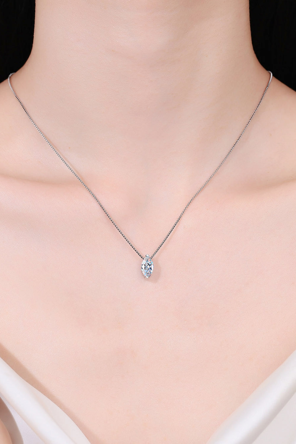 Pear Shaped Solitare 1 Carat Moissanite 925 Sterling Silver Necklace