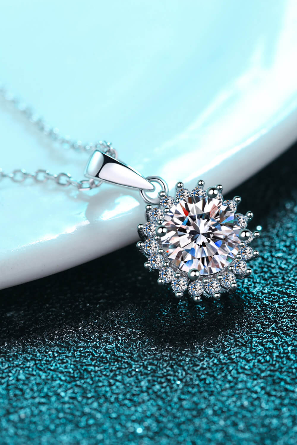 925 Sterling Silver Moissanite Solitare Pendant Necklace