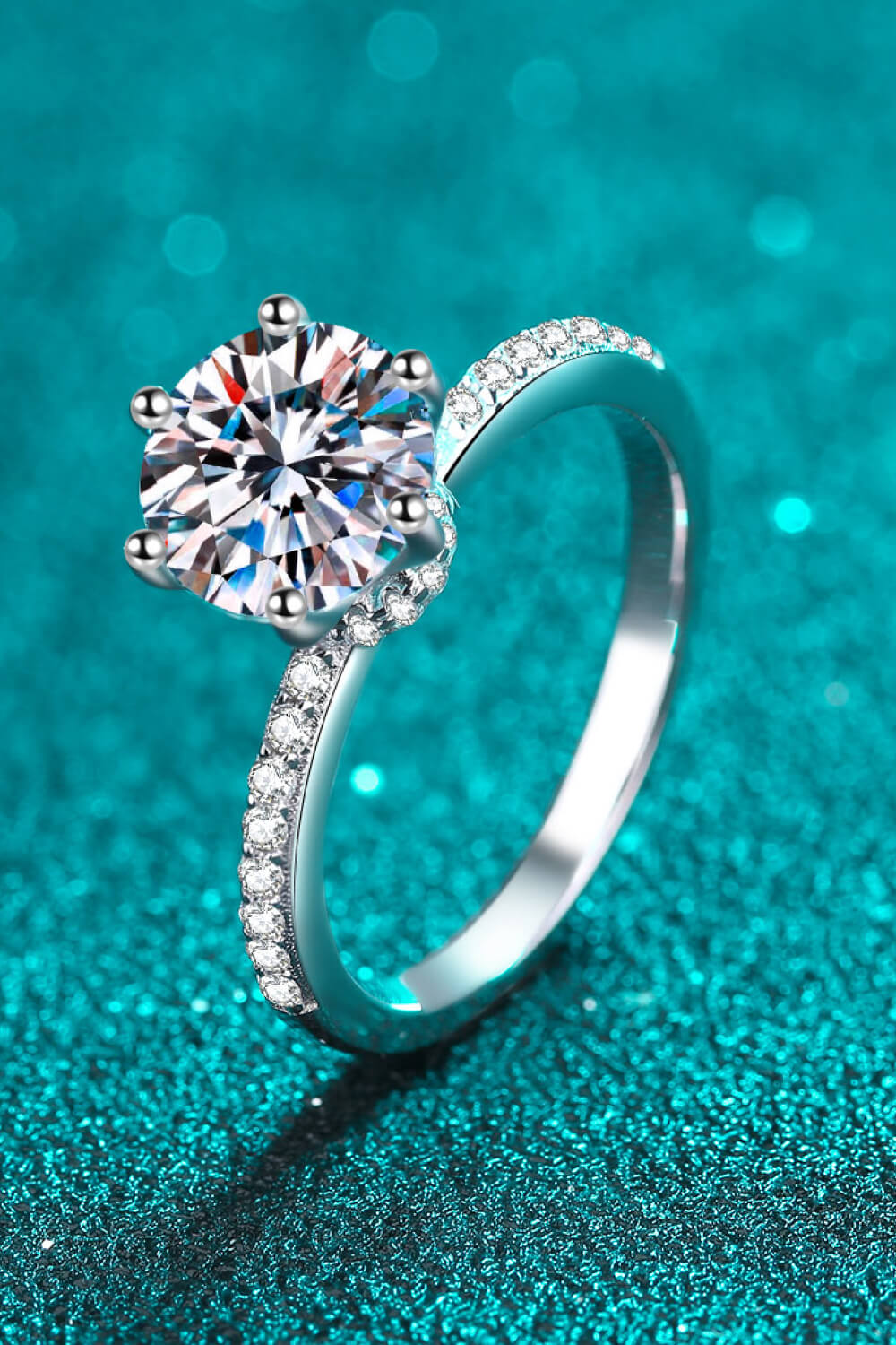 Beautiful 2 Carat Moissanite Ring