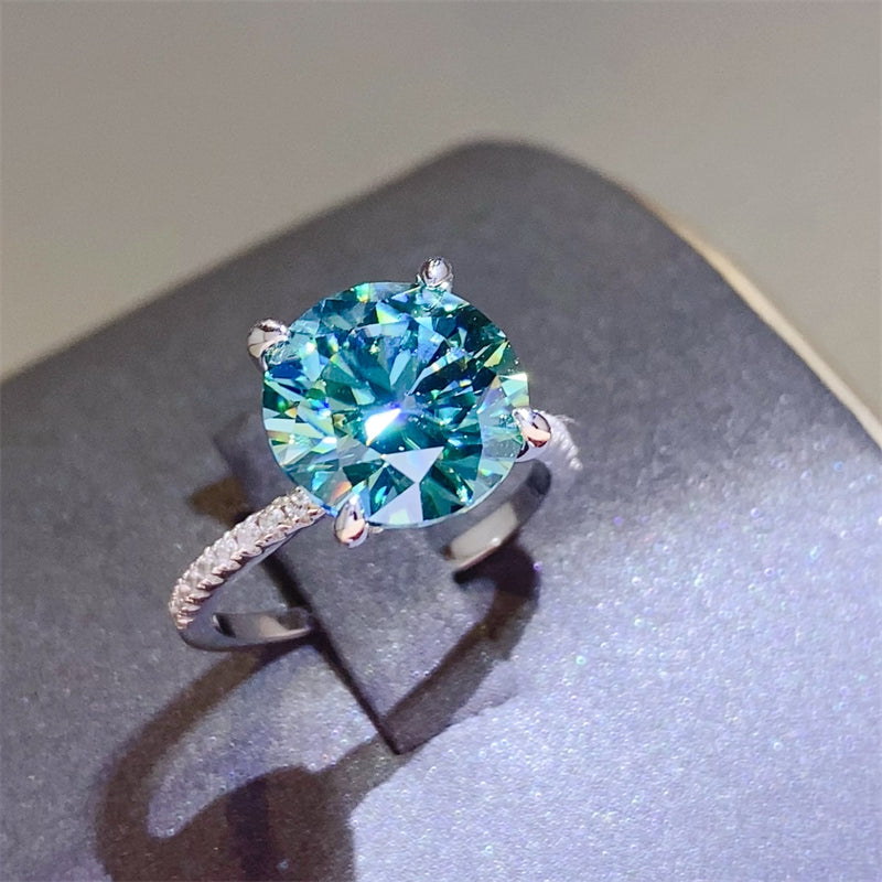 5 Carat Green Moissanite and Zircon 925 Sterling Silver Ring